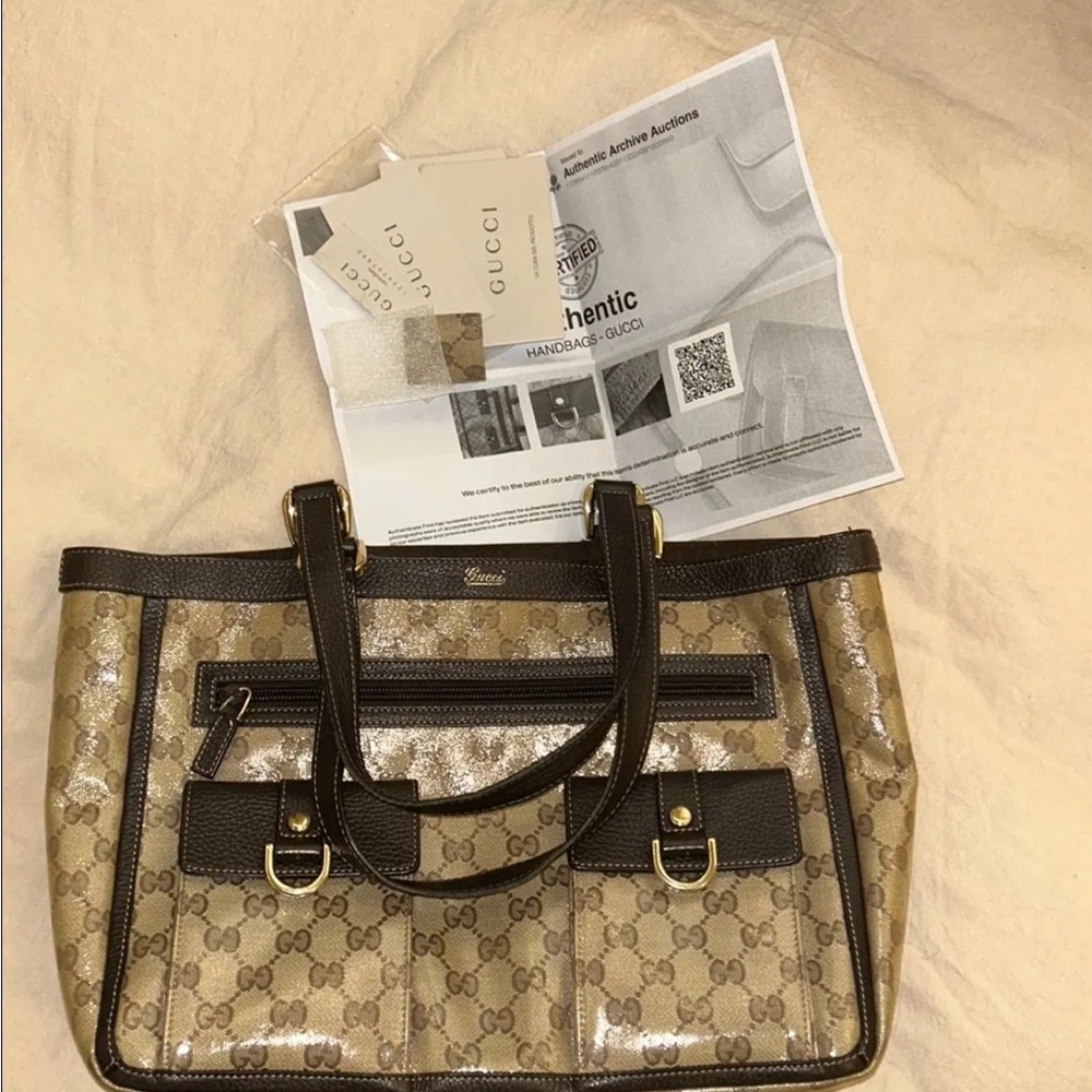 GUCCI CRYSTAL ABBEY TOTE WITH FREE COA!!!!